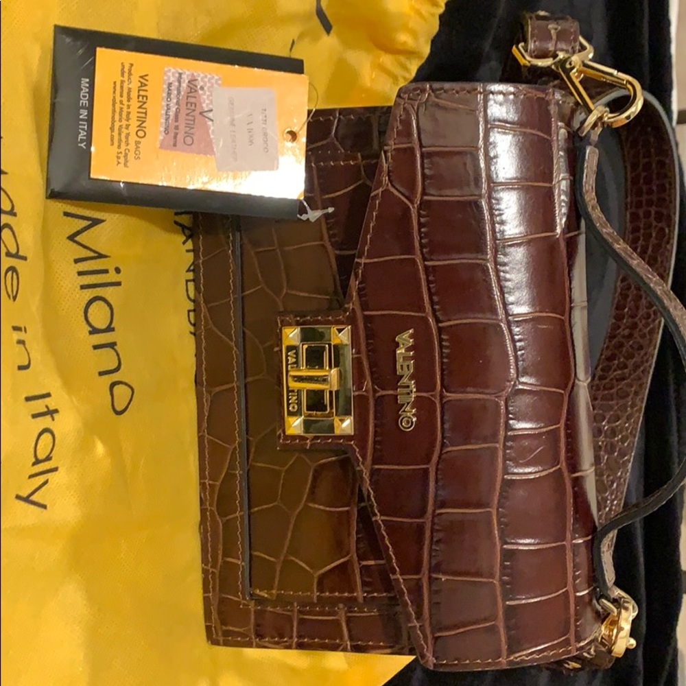 Handbag - Picture 2 of 4